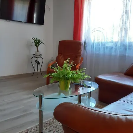Holiday home Nieledwia