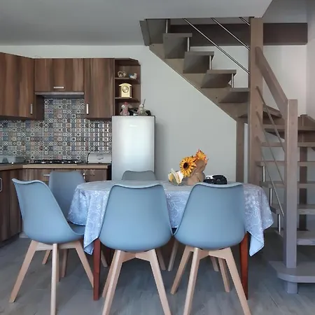 Nieledwia Holiday home *