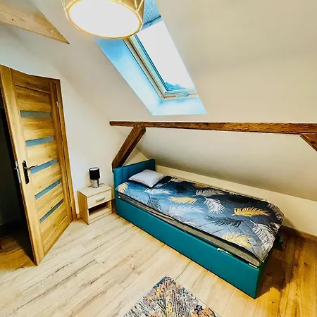 Holiday home Nieledwia